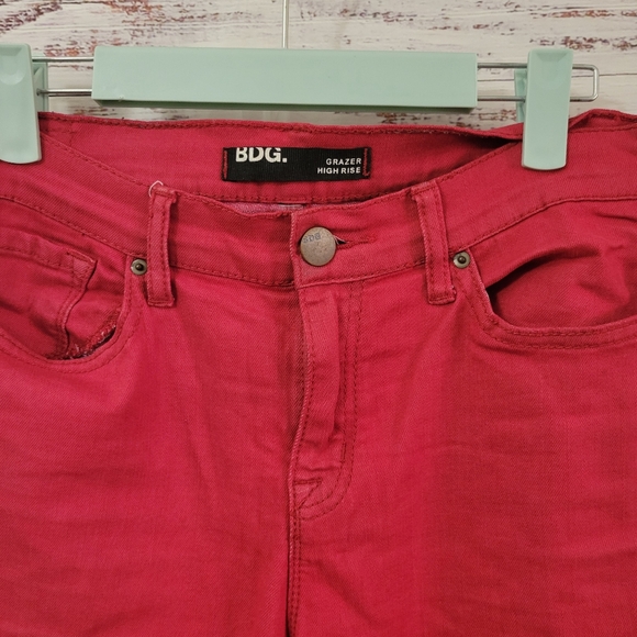 BDG ( Urban Outfitters) Red High Rise Grazers S30/10 - Picture 3 of 8
